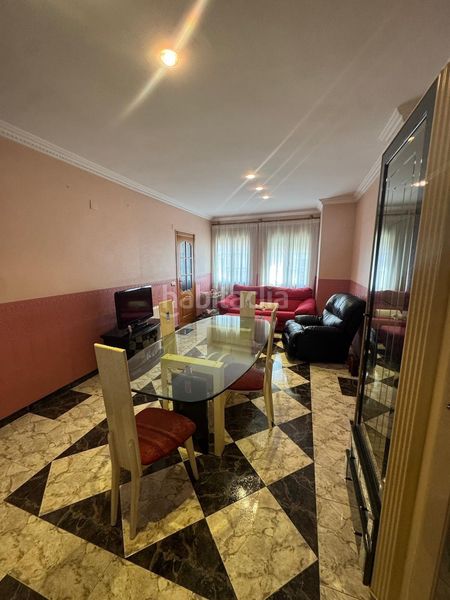 Foto d0a8fe2a-b25d-47ed-bb64-7fb5baa3bfdf. Pis a Pobla del Duc (la)