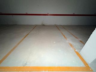 Car parking in Albaida