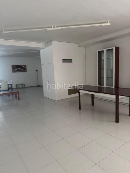Foto aed8f53b-e397-4e7a-9d62-068d07ee9463. Nau industrial a Albaida