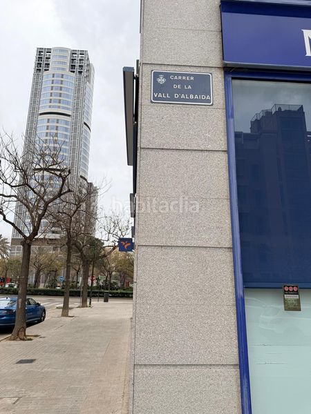 Foto 462e7948-a95e-46b0-83f5-bbb9bde52f62. Aparcament cotxe a Sant Pau Valencia