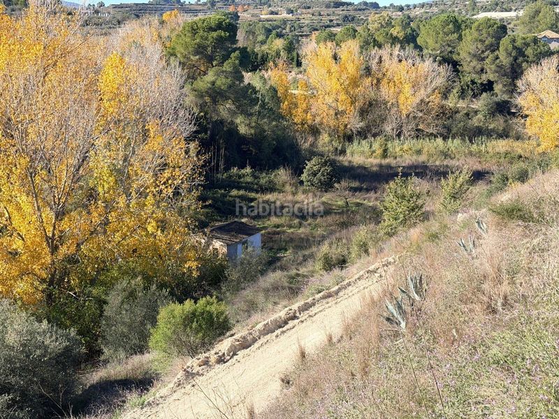 Foto d315f3dd-5b43-4764-8f34-78d599aa677d. Terreny residencial a Albaida