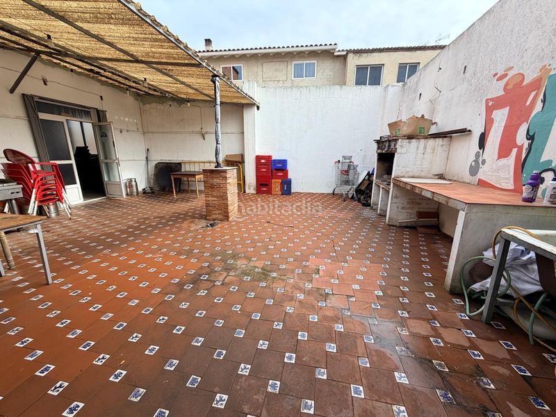 Foto 74931c25-e79e-42e4-a4cd-1772a420512f. Edificio in Pobla del Duc (la)