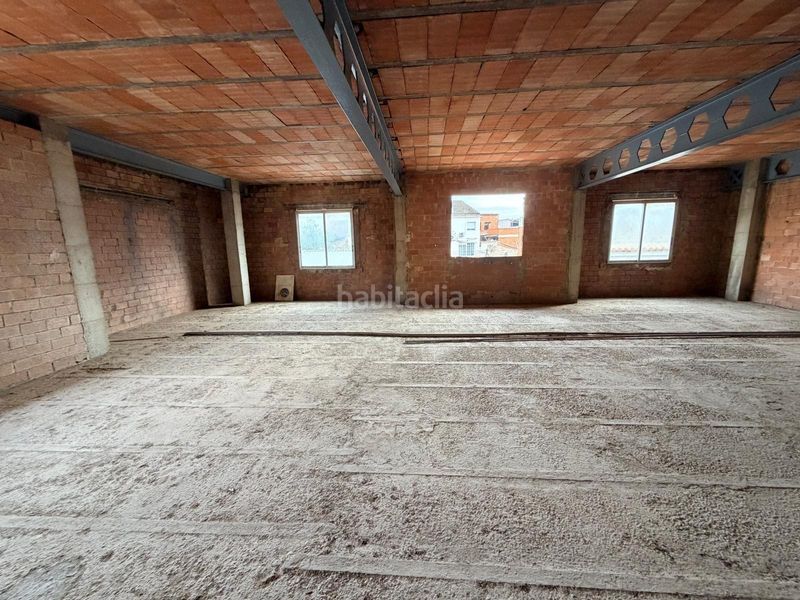 Foto c91ac03b-1a49-45c4-ba33-679be528431a. Edificio in Pobla del Duc (la)