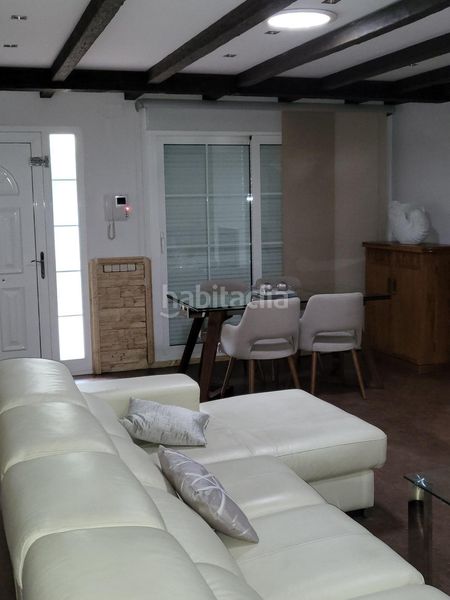 Foto fd90f03a-2c72-4c83-878c-5f473bbc94a9. Casa amb aparcament a Palomar