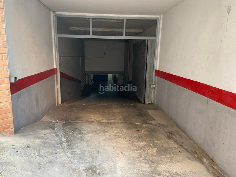 Foto f8ae5dc4-856e-40cf-8bf3-8cc13ee2aa2e. Posto auto in Albaida