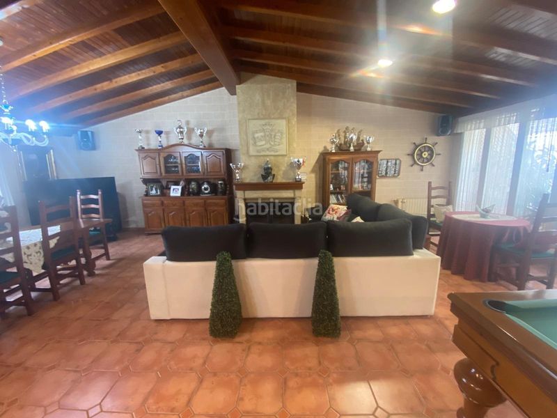 Foto 2348d2a5-f706-4a37-b4c7-228ade7d6230. Casa amb calefacció aparcament a Albaida