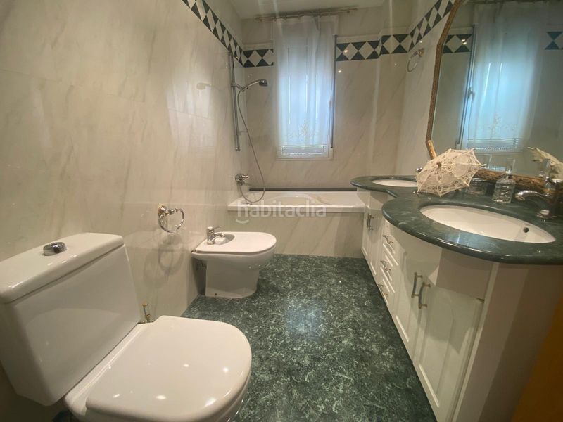 Foto fb62197d-5109-4573-82a9-303319a7444e. Casa amb calefacció aparcament a Albaida
