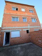Building in Aielo de Malferit