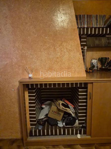 Foto 5734eeb3-6d19-47fe-9fdb-92918bfaefb7. Pis a Agullent
