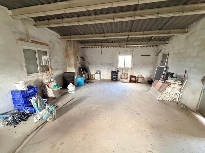 Foto c92af903-7f34-4529-b160-164a1735bdc7. Casa amb piscina a Albaida