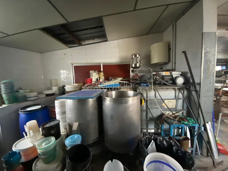Foto 07e5ef0c-ec06-4d91-8ab9-dbd25989dbb3. Nau industrial a Agullent