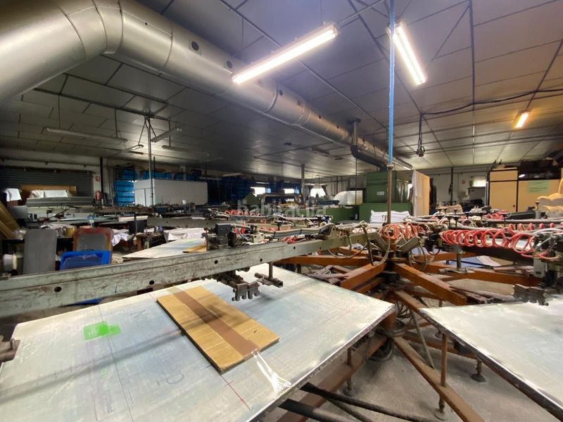 Foto 5c2fe169-a2cd-49c2-828e-5057f92c289c. Nau industrial a Agullent