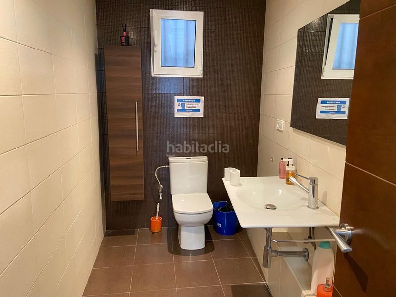 Foto 9f6d7385-9bac-4ad3-97bf-b5e1059c99e1. Oficina a Albaida