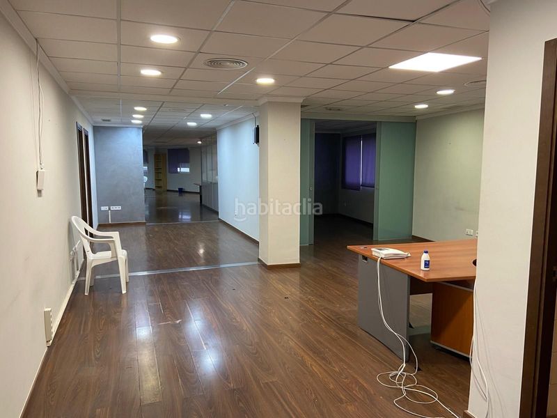 Foto cc107694-e368-4670-87ba-9503164514f0. Oficina a Albaida