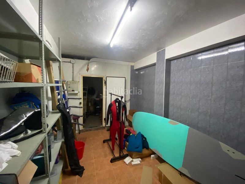 Foto a610c6ce-216a-49c8-ad74-2afddb025002. Local comercial a Miramar