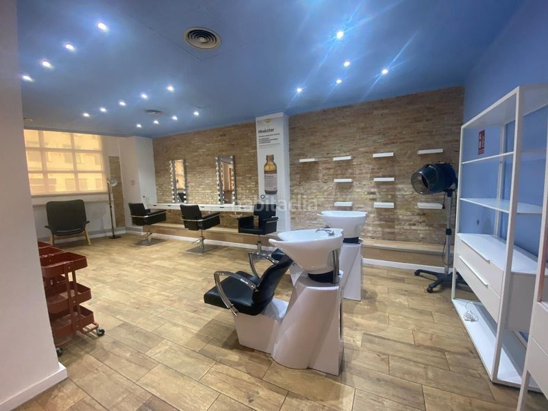 Foto 43a1df8c-9cd1-48e4-91e8-161d418e93cb. Lloguer local comercial a Albaida