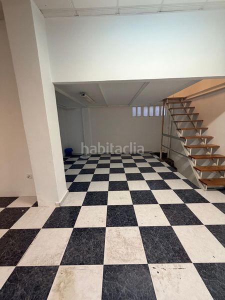Foto b1802336-7331-4cb0-8833-5fe9fda67055. Lloguer local comercial a Cocentaina