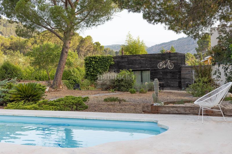 Foto a5d4fd44-905f-4bd9-8882-74554d131676. Xalet amb piscina a Muro de Alcoy