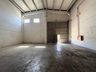 Rent Business premise in Benisoda. Alquiler nave industrial en benissodavalencia