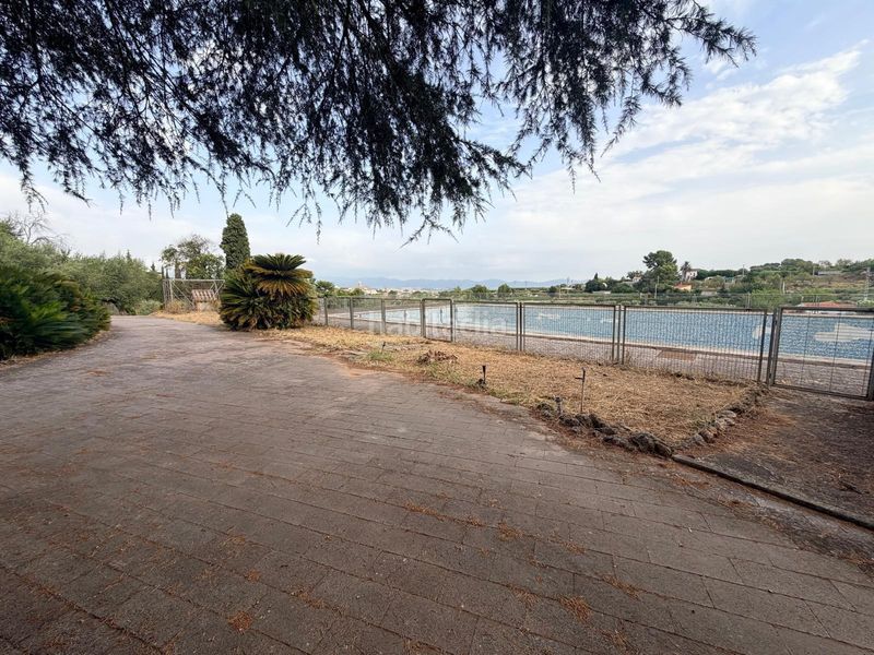 Foto c4639a3f-6229-4831-b680-97ff7c507185. Xalet amb aparcament piscina a Albaida