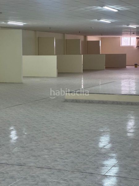 Foto 13948e10-a7c9-45b0-95dd-2a3b2fd34188. Nau industrial a Albaida