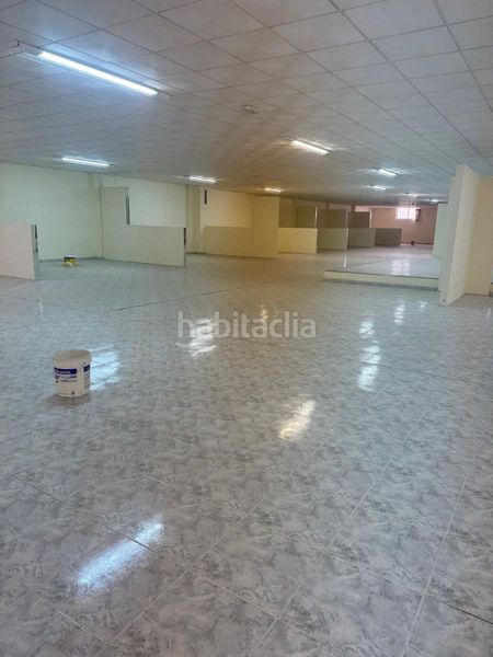Foto 3b591442-1fb9-480d-8ddd-d4b044760e16. Nau industrial a Albaida