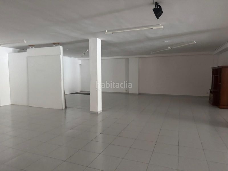 Foto b8f7aada-be71-42ae-bbfa-9e4e53dce3c4. Nau industrial a Albaida