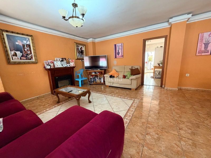 Foto 1642574b-dc07-4d93-b449-c74f7f999fc2. Casa amb calefacció aparcament a Centro Urbano Dénia