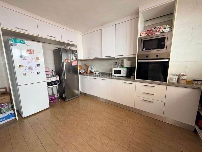 Foto 4a3b2228-8d57-4c66-ba55-1d8335db09b9. Casa amb calefacció aparcament a Centro Urbano Dénia