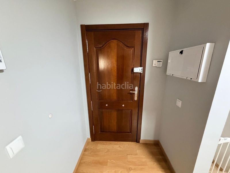 Foto 143be0bb-2b2d-4bbd-9979-14df405b40d2. Casa adossada amb aparcament a Albaida