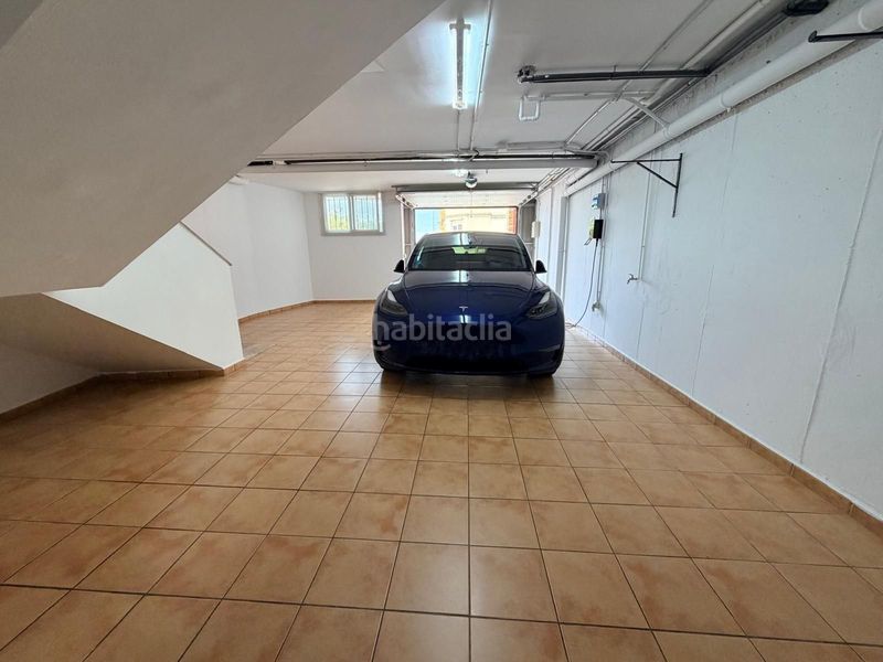 Foto 7b4ae8d6-2156-4ba3-b0b5-b5b0fef4e742. Casa adossada amb aparcament a Albaida