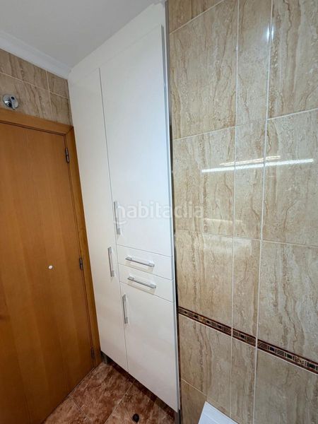 Foto b8c16bc0-f29d-48f3-9664-ddfe4a3c2539. Casa adossada amb aparcament a Albaida