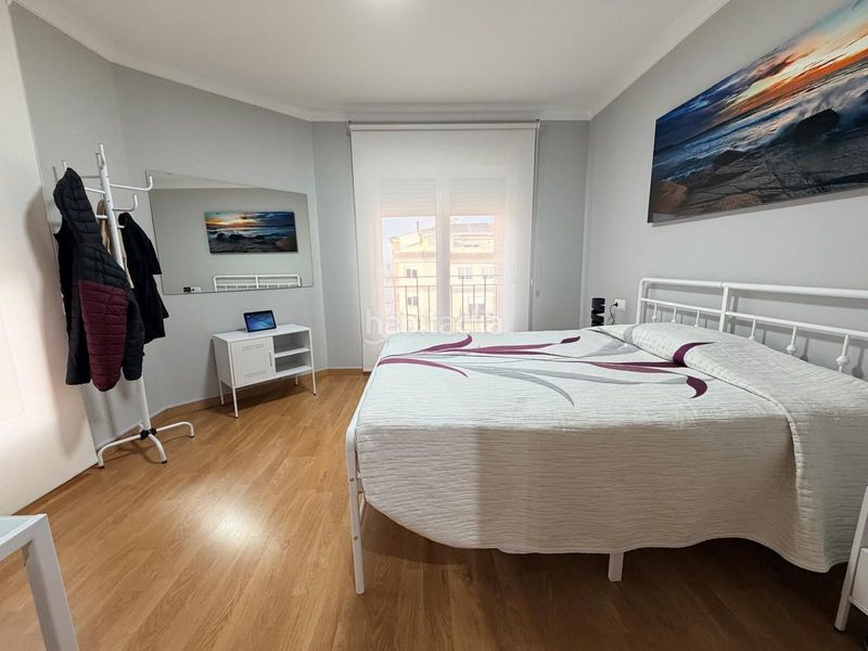 Foto e131e292-d8d1-4803-ae3b-8c621fcbdf70. Casa adossada amb aparcament a Albaida