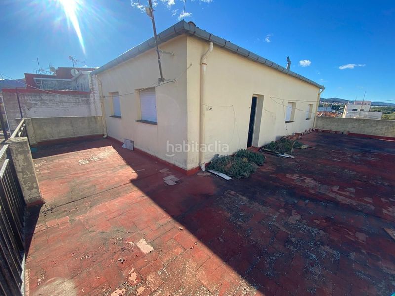 Foto 539f4364-84ed-4b95-b309-8937544b5a9e. Casa amb aparcament a Loja