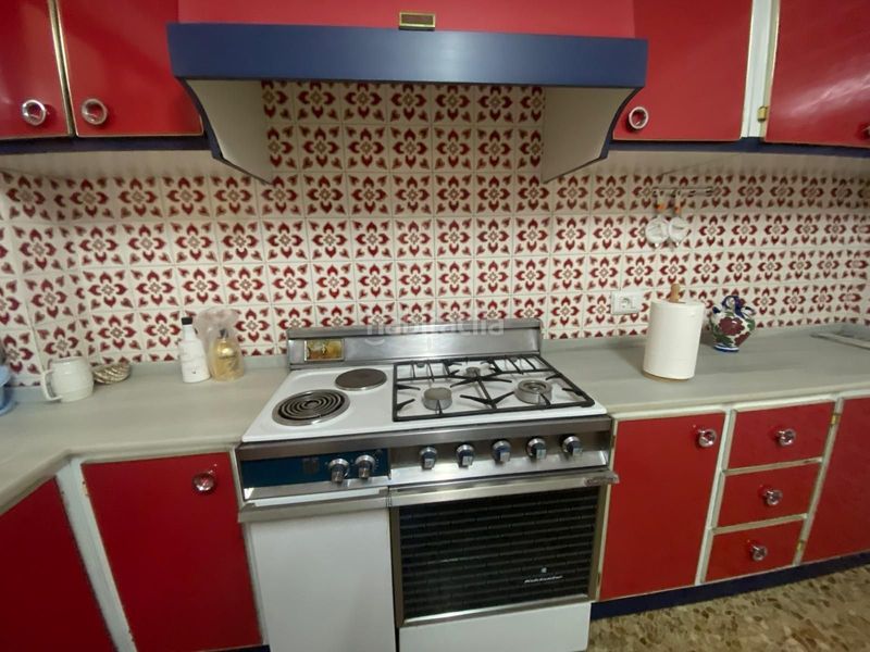 Foto 5efd8c15-4124-4355-b84b-1e3c303c4521. Casa amb aparcament a Loja