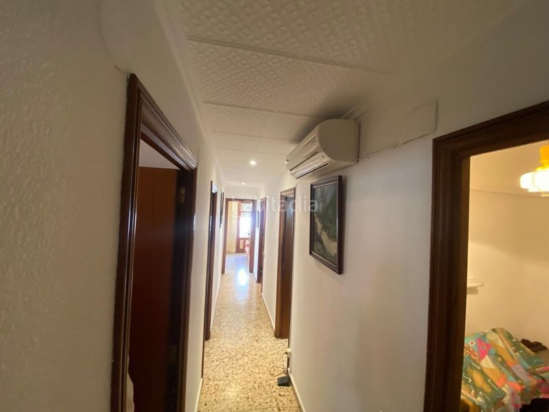 Foto d2a1a16c-18bf-486e-99d8-9a6c77778a1a. Casa amb aparcament a Loja