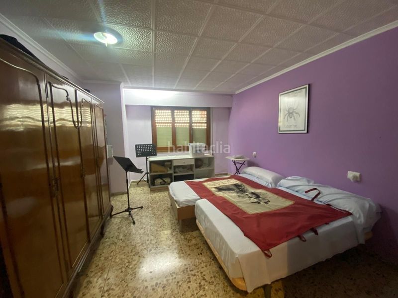 Foto dd8a4dd4-03be-45f0-a1ec-b46a17902c20. Casa amb aparcament a Loja