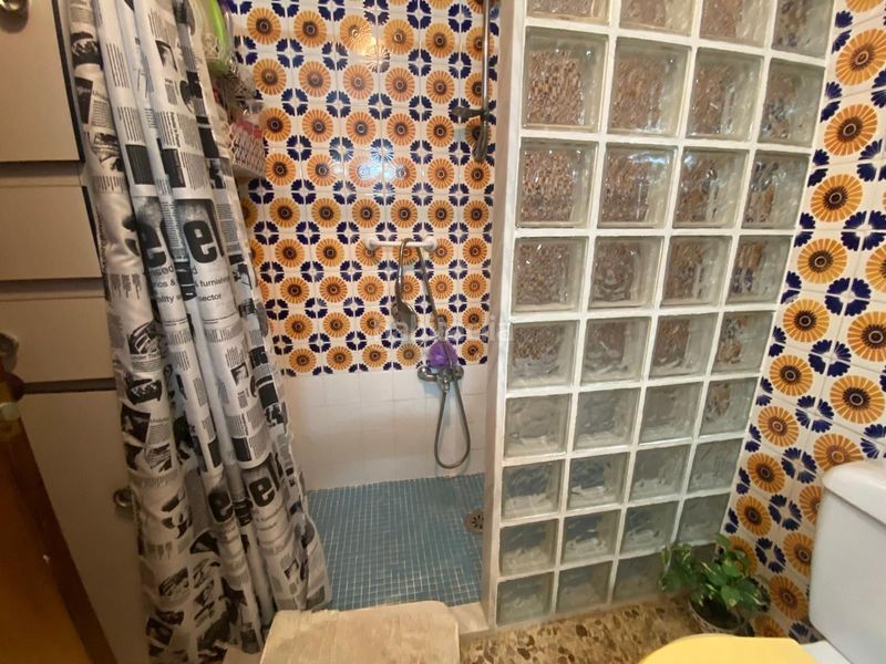 Foto f4a4212a-3c96-416e-95a6-c1f25fb979fc. Casa amb aparcament a Loja