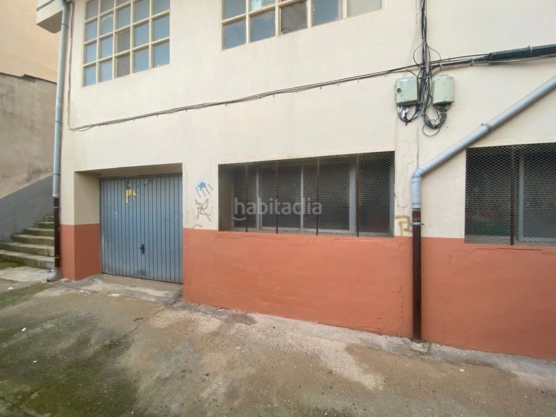 Foto 9bab5cbd-5755-4913-9457-64b06d68e253. Local comercial a Loja