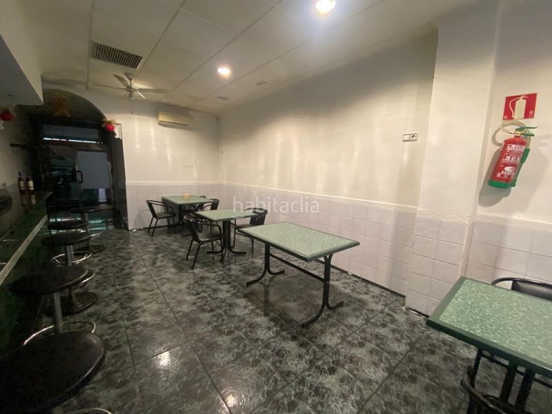 Foto dd5882cc-6d4a-4498-9909-c6a4fb09b374. Local comercial a Eixample Alcoi