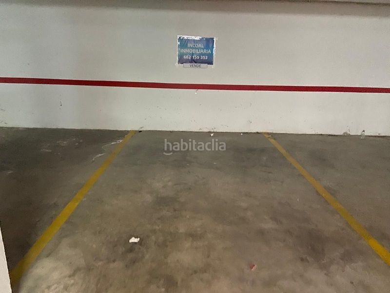 Foto cfaf8a17-5733-4964-b2a9-d747f88ab685. Aparcament cotxe a Loja