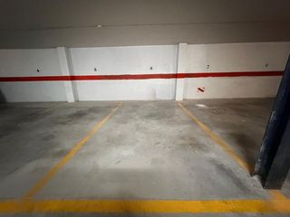 Miete Autoparkplatz in Loja. Alquiler plaza de garage en albaidavalencia
