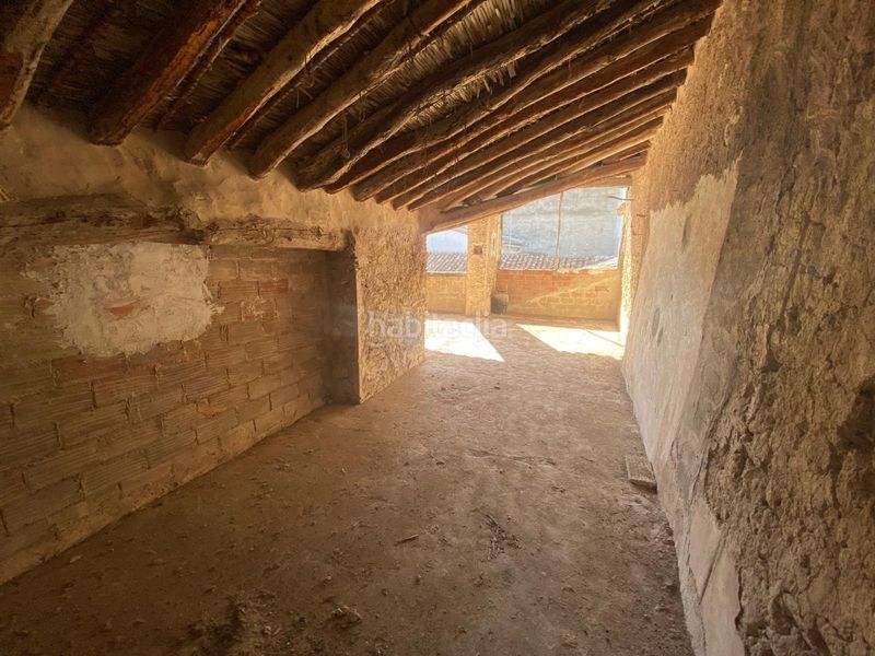 Foto 7355420f-1e64-4ffb-a762-715e0fc93916. Casa adossada a Bèlgida