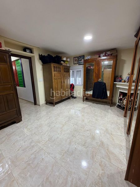 Foto d2362556-687e-4749-974d-c5ec586d4aab. Xalet amb aparcament piscina a Albaida
