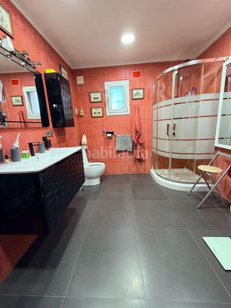Foto f4c850a7-acee-4b06-b387-8133d423a769. Xalet amb aparcament piscina a Albaida