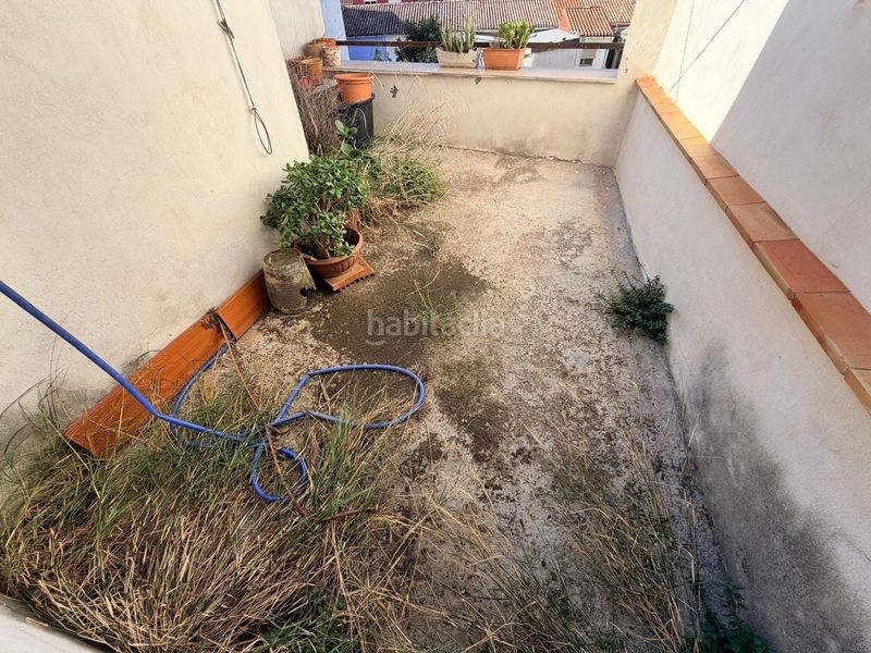 Foto f44dcc87-9bc2-474e-bb6e-af0e8c9a4ff5. Masia a Albaida