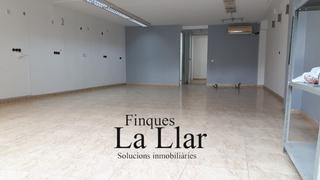 Lloguer Local Comercial a Centre-Estació. Local en alquiler