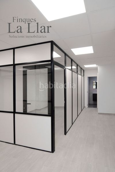 Foto e8ff2e46-4724-43da-8934-d25cdad35f6b. Oficina a Sagrada Família Barcelona