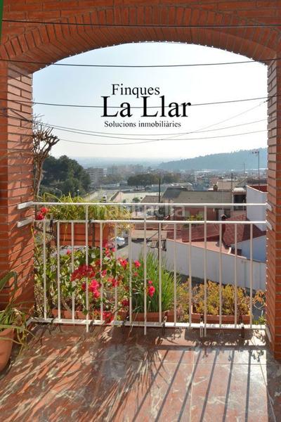 Foto 1108a6af-57e4-4f96-b2bc-236ee28c8189. Maison jumelée avec chauffage dans Sant Vicenç dels Horts