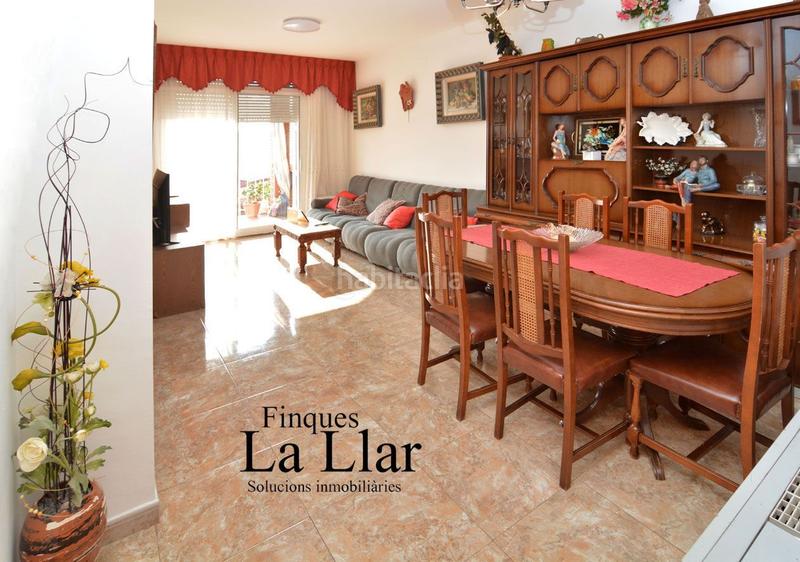 Foto c8cd0fe2-a2d1-466d-bfa5-10d3dd9eebaa. Maison jumelée avec chauffage dans Sant Vicenç dels Horts